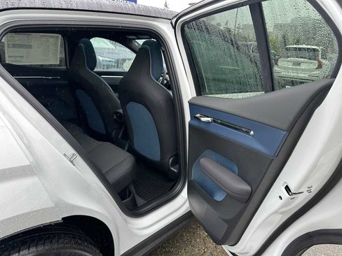 New 2026 Volvo EX30 Ultra w/ Protection Package Premier AWD/4WD image 13