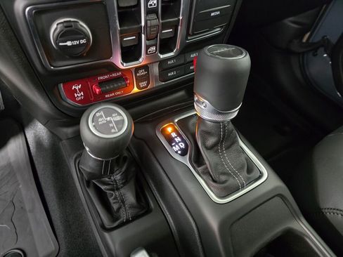 New 2026 Jeep Gladiator Rubicon image 25