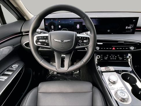 Used 2026 Genesis GV70 2.5T AWD/4WD image 6
