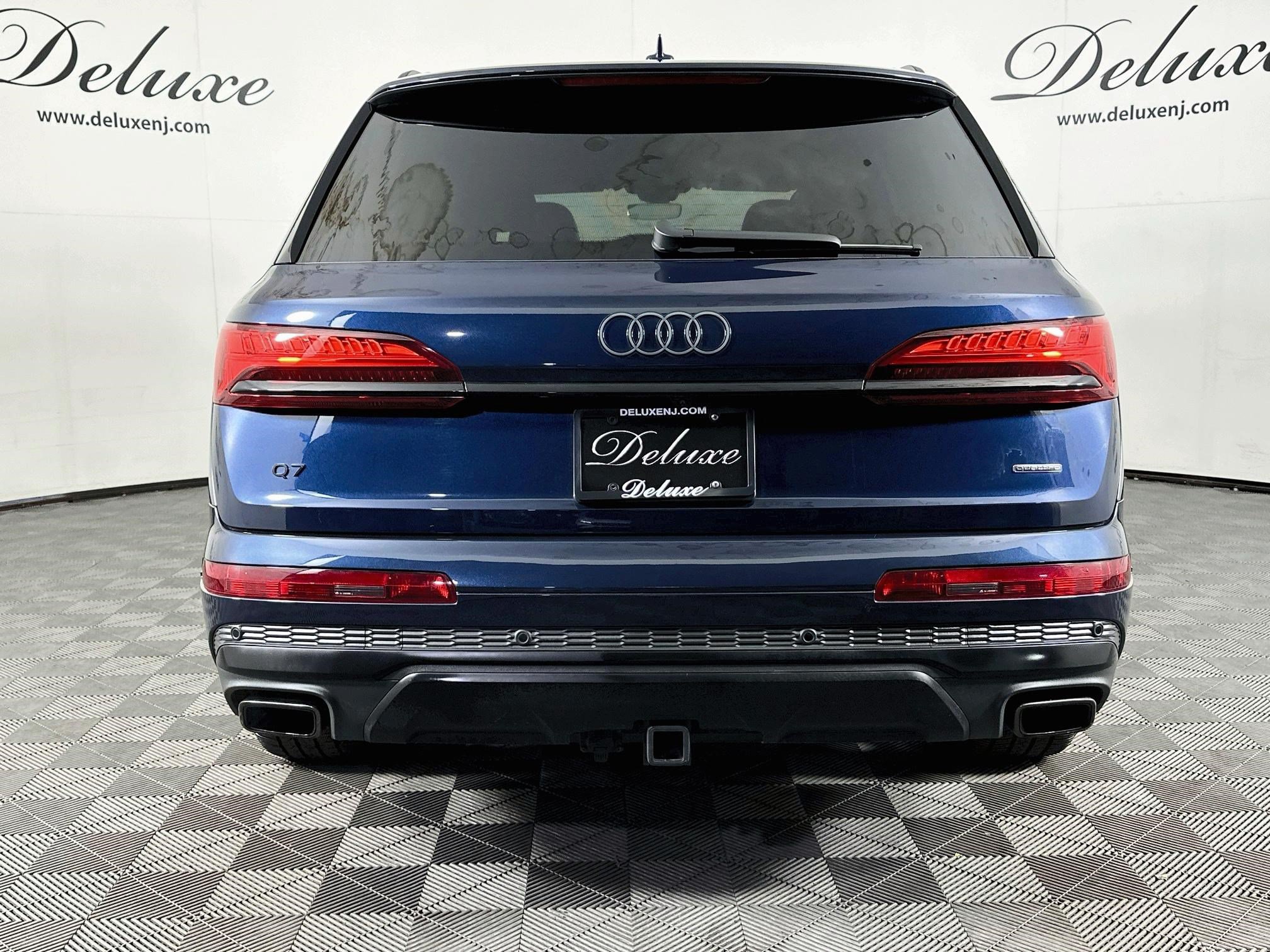 Used 2025 Audi Q7 3.0T Prestige AWD/4WD image 5