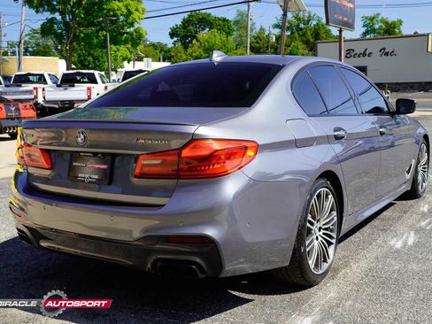 Used 2018 BMW M550i xDrive w/ Driving Assistance Package AWD/4WD image 8