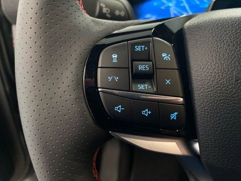 Used 2025 Ford Explorer ST-Line AWD/4WD image 20