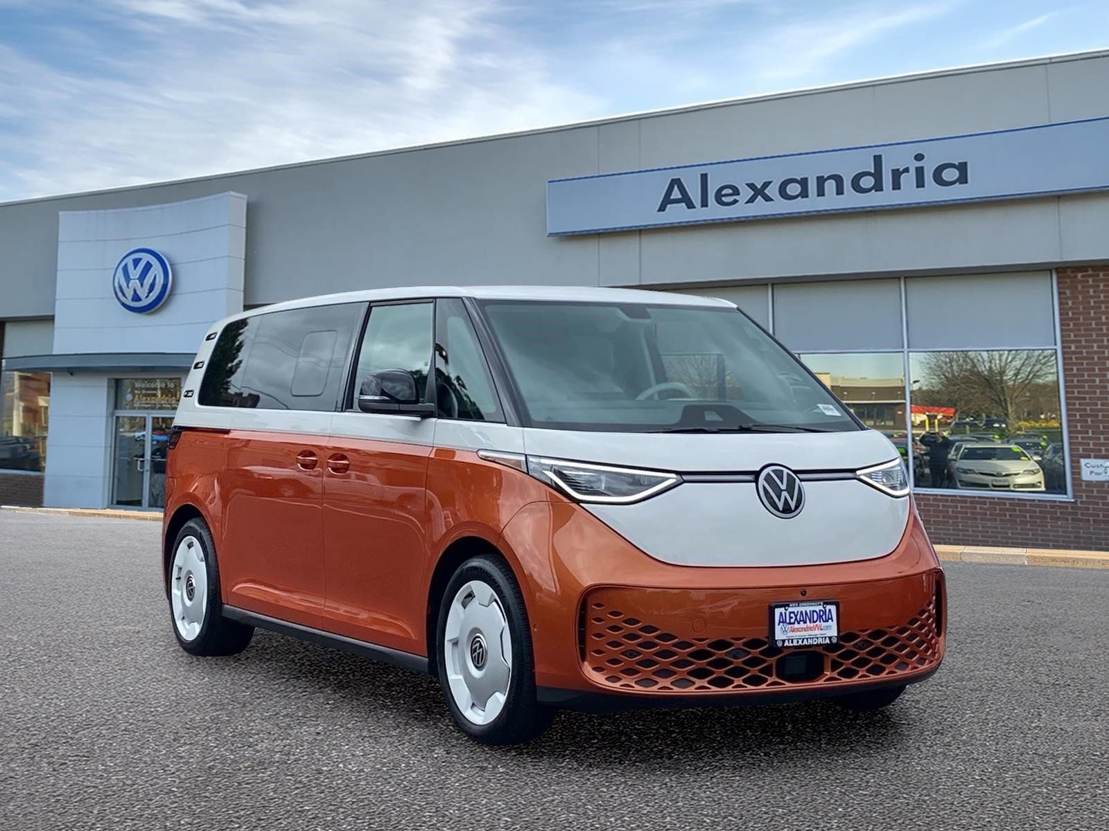Used 2025 Volkswagen ID. Buzz 1st Edition AWD/4WD image 1