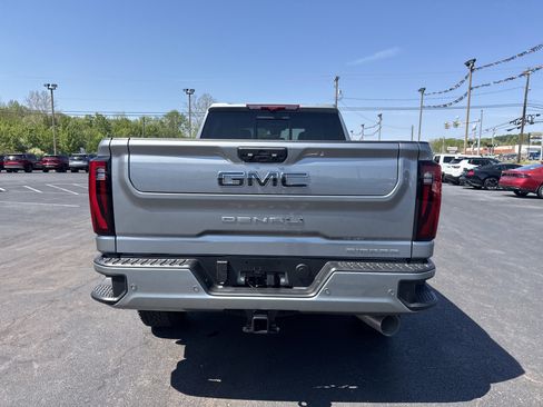 New 2026 GMC Sierra 2500 Denali Ultimate AWD/4WD image 4