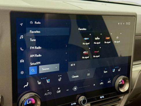 Used 2024 Lexus GX 550 image 15