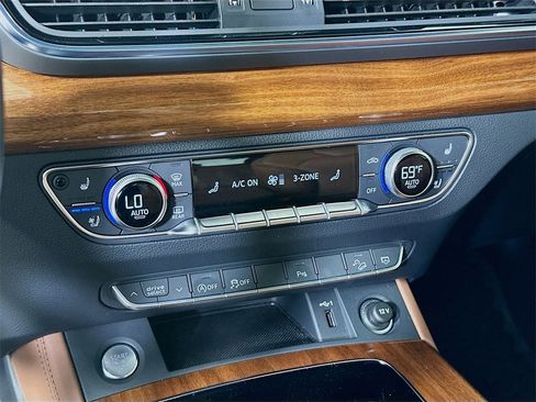 Used 2023 Audi Q5 2.0T Premium Plus w/ Premium Plus Package image 14