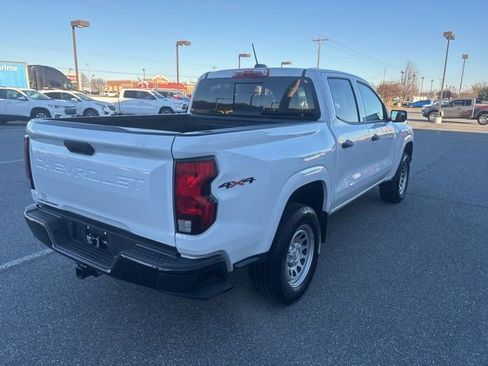 Used 2024 Chevrolet Colorado W/T w/ WT Convenience Package II image 5