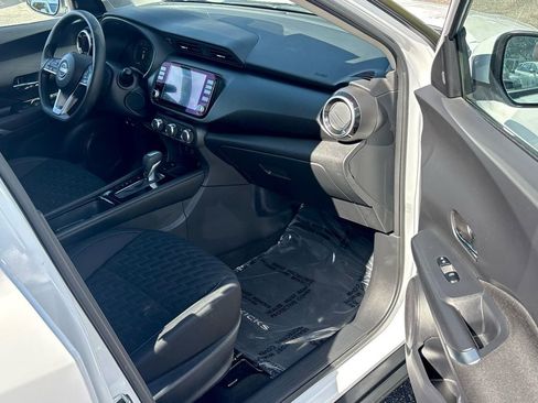 Certified 2023 Nissan Kicks SV image 33