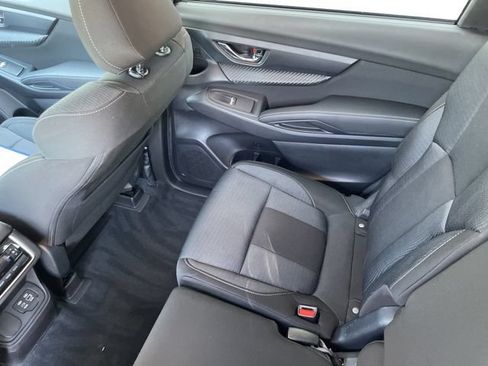 Used 2023 Subaru Ascent Premium w/ Convenience Package AWD/4WD image 30