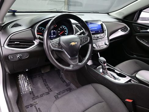 Used 2022 Chevrolet Malibu RS image 13