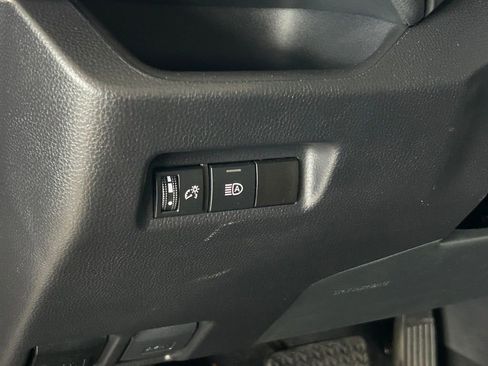 Used 2025 Toyota RAV4 LE image 43