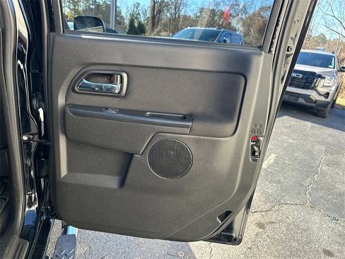 Used 2012 GMC Canyon SLE image 17