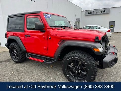 Used 2022 Jeep Wrangler Willys image 3