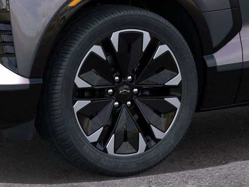 New 2025 Chevrolet Blazer EV RS FWD image 9