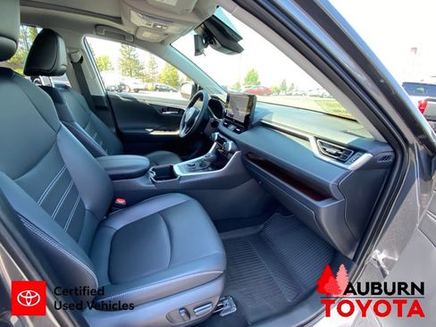 Certified 2025 Toyota RAV4 Limited w/ Advanced Technology Package AWD/4WD image 14