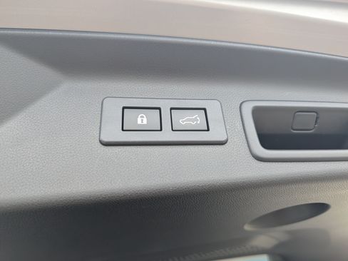 Certified 2025 Subaru Forester Limited w/ Popular Package AWD/4WD image 21