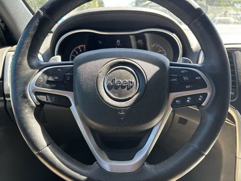 Used 2015 Jeep Grand Cherokee High Altitude AWD/4WD image 7