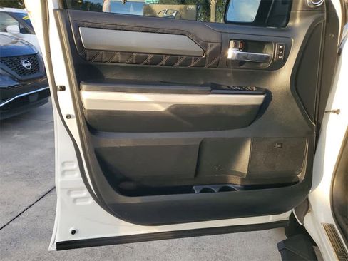 Used 2017 Toyota Tundra Platinum image 17