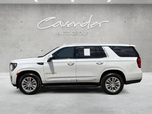 Used 2023 GMC Yukon SLT w/ SLT Premium Package AWD/4WD image 13