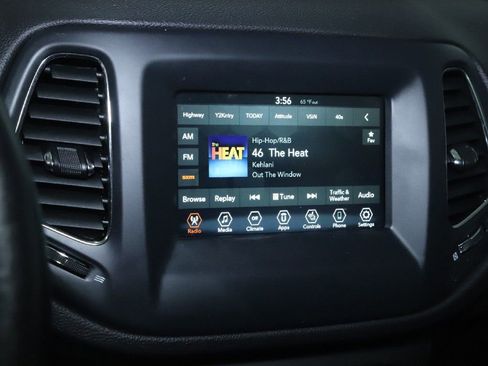 Used 2020 Jeep Compass Latitude w/ Cold Weather Group image 25