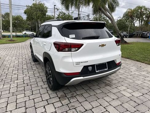 Used 2022 Chevrolet TrailBlazer LT w/ Convenience Package AWD/4WD image 34