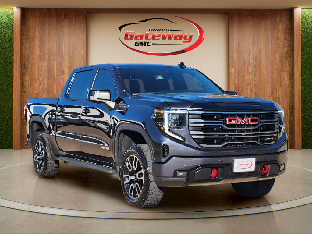 Used 2025 GMC Sierra 1500 AT4 w/ Technology Package AWD/4WD image 3