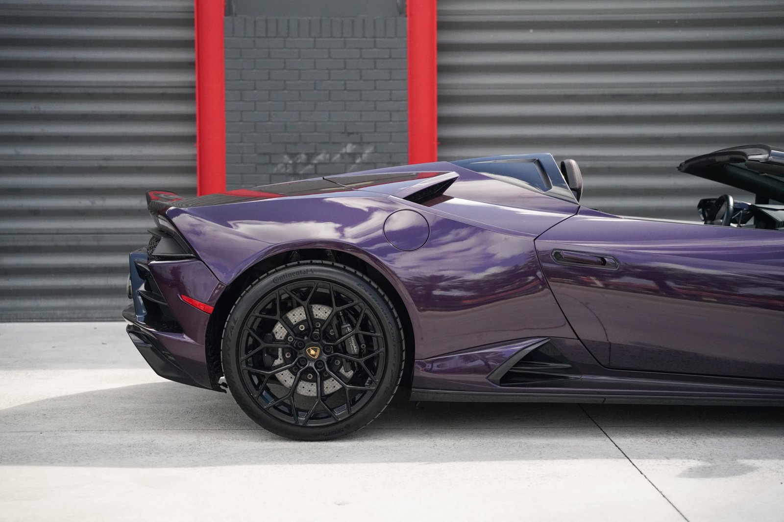 Used 2022 Lamborghini Huracan EVO RWD image 7