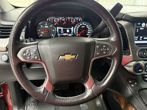 Used 2018 Chevrolet Suburban Premier AWD/4WD image 16