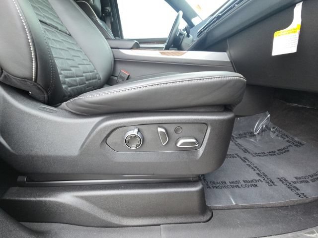 Used 2025 Cadillac Escalade Sport Platinum AWD/4WD image 20