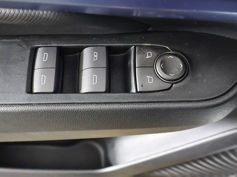 Used 2024 Chevrolet Equinox EV LT image 35