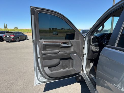 Used 2024 Chevrolet Silverado 1500 LT Trail Boss w/ Convenience Package II AWD/4WD image 13