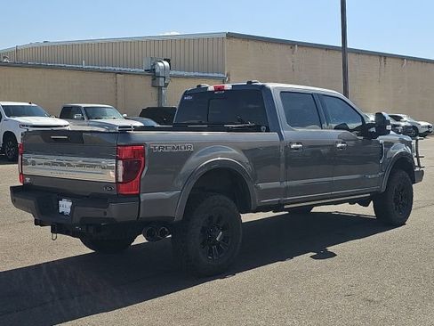 Used 2022 Ford F250 Platinum w/ Tremor Off-Road Package AWD/4WD image 3