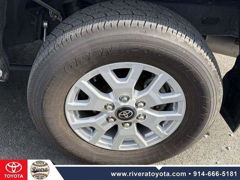 Certified 2024 Toyota Tacoma SR5 image 11