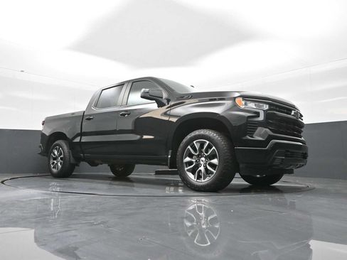 Used 2023 Chevrolet Silverado 1500 RST AWD/4WD image 23