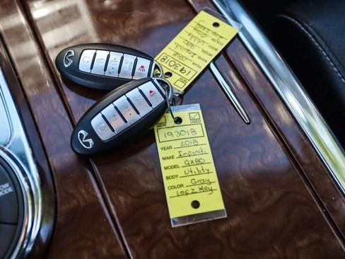 Used 2018 INFINITI QX80 4WD w/ Driver Assistance Package image 79