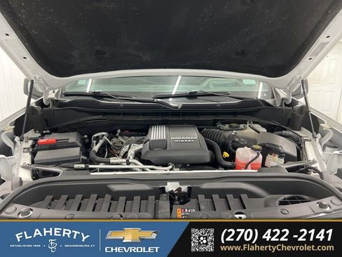 Used 2024 Chevrolet Silverado 1500 ZR2 w/ Technology Package AWD/4WD image 16