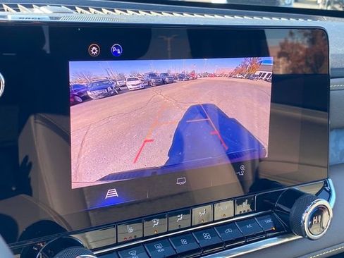 Certified 2024 Chevrolet Colorado ZR2 w/ Safety Package image 11