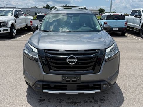 Used 2023 Nissan Pathfinder Platinum AWD/4WD image 24