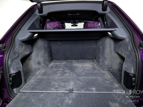 Used 2025 Rolls-Royce Cullinan image 26