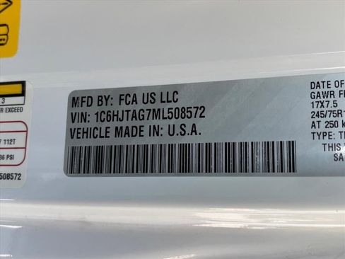 Used 2021 Jeep Gladiator Sport AWD/4WD image 30
