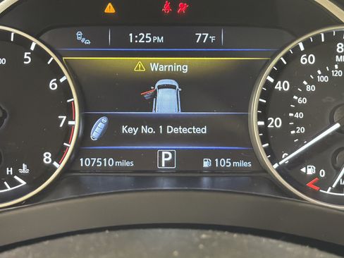 Used 2017 Nissan Murano SL w/ SL Technology Package FWD image 16