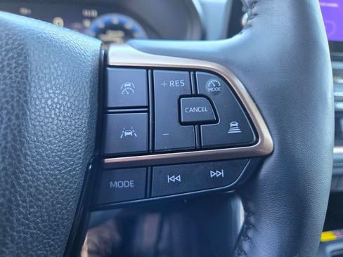Certified 2025 Toyota Grand Highlander AWD Hybrid image 31