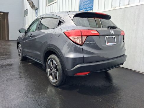 Used 2018 Honda HR-V EX image 3