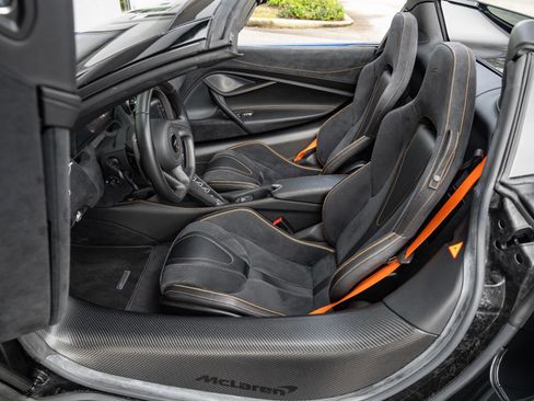Used 2020 McLaren 720S Luxury image 24