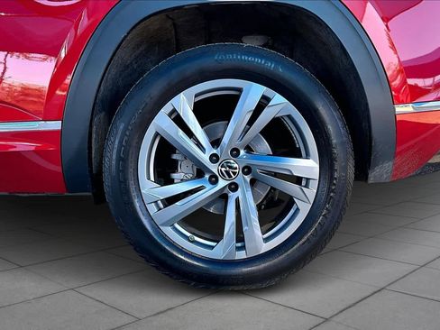 Used 2024 Volkswagen Atlas Cross Sport SEL R-Line image 11