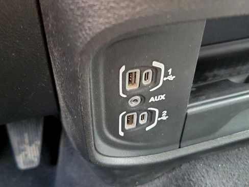 Used 2024 RAM 3500 Big Horn AWD/4WD image 34