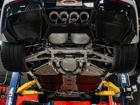 Used 2019 Chevrolet Corvette Z06 RWD image 4