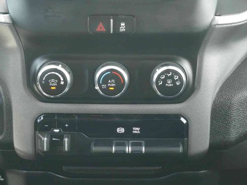 Used 2021 RAM 2500 Big Horn AWD/4WD image 7