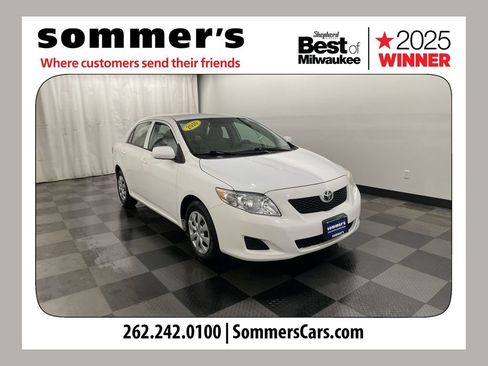 Used 2010 Toyota Corolla image 1