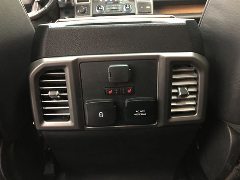 Used 2017 Ford F150 Limited w/ Trailer Tow Package image 14